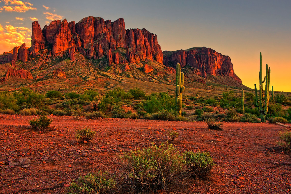 SUNSET IN SCOTTDALE